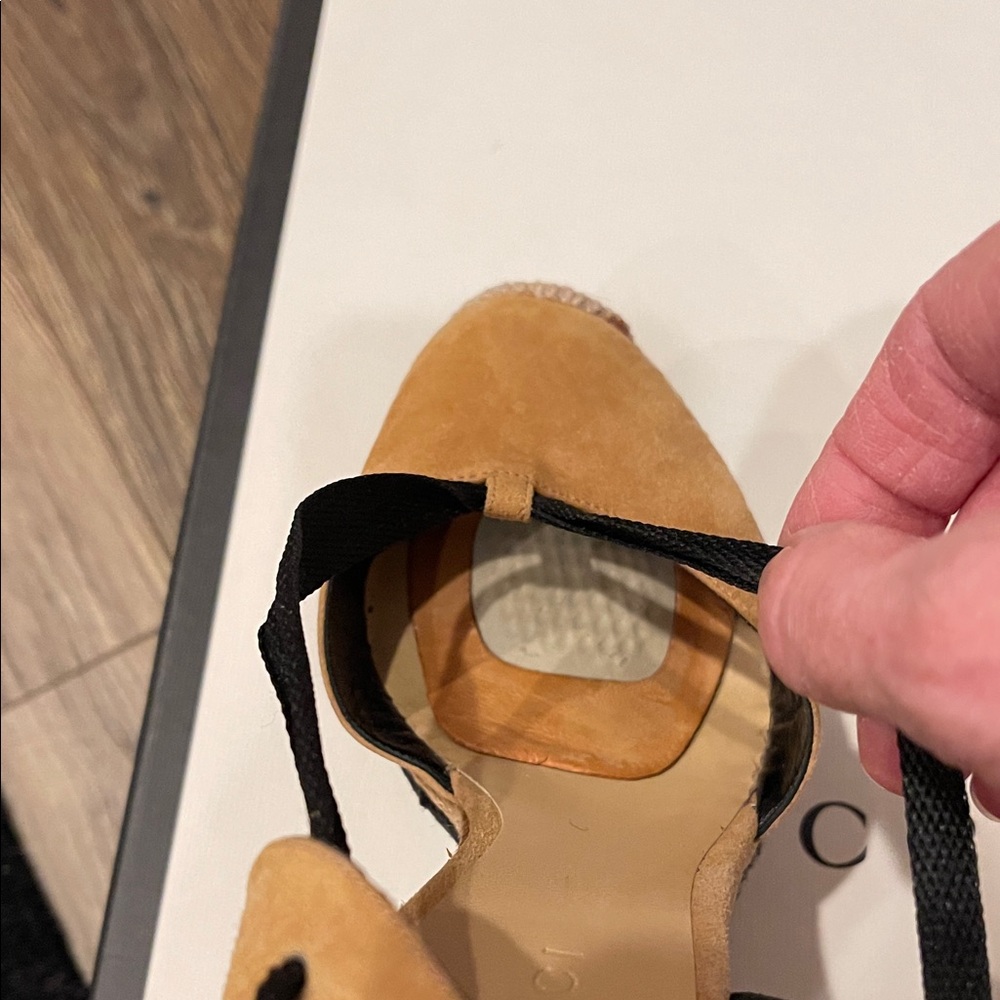 Gucci Tan and Black Espadrille Wedges - Picture 6 of 12